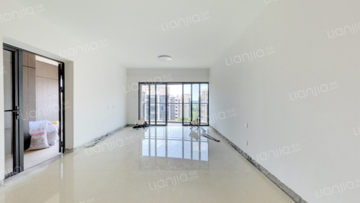 广佛新世界二手房实景图