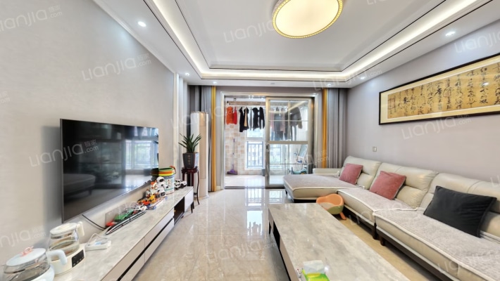 东方名郡二手房实景图