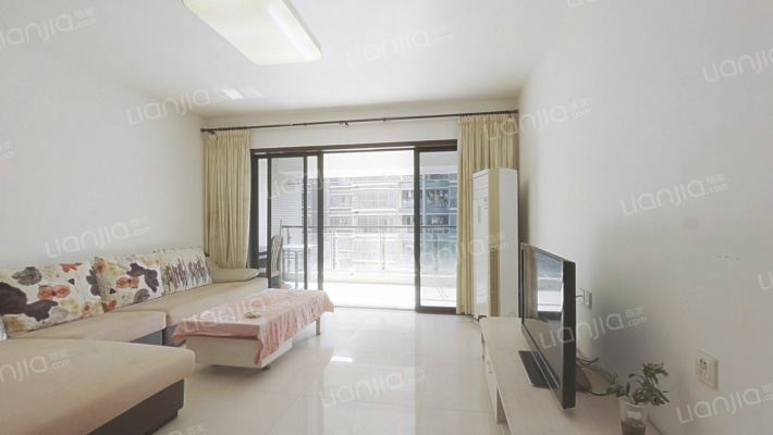 雅园二手房实景图