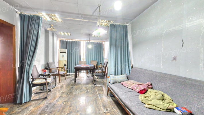 嘉鸿新都汇二手房实景图