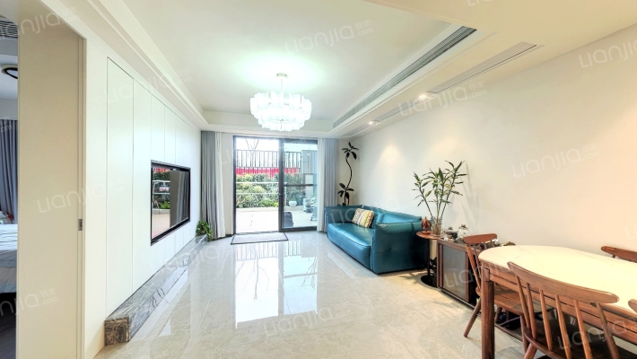 融创澜岸里二手房实景图