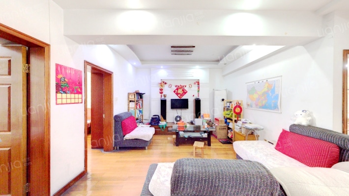 华盛菜场商住楼二手房实景图