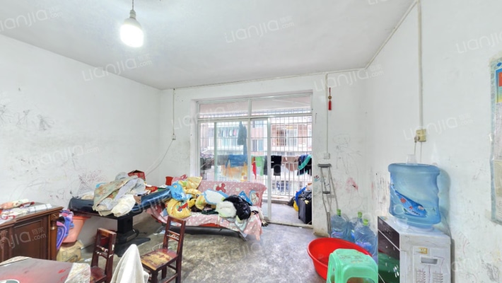 绿洲湾小区二手房实景图