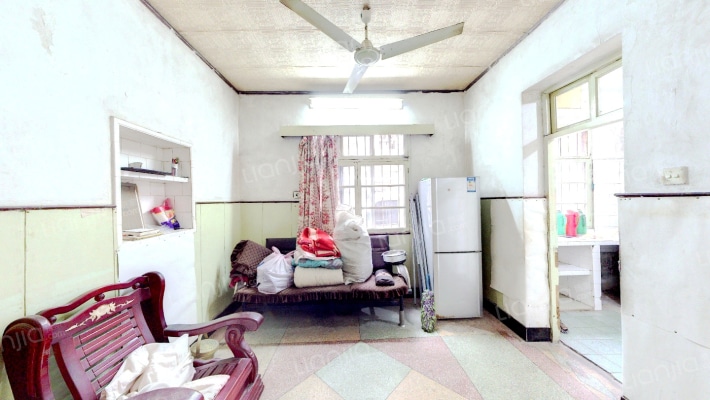 望云路二手房实景图