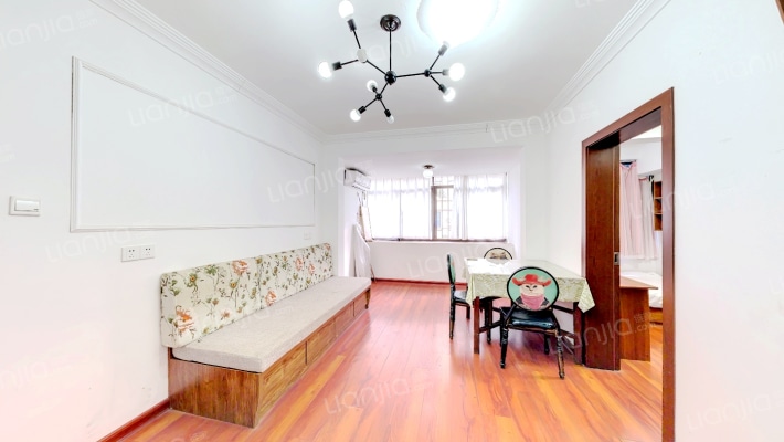 连潘东小区二手房实景图