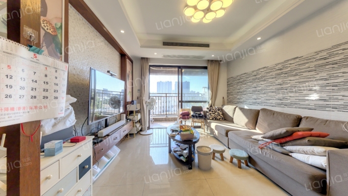 绿地新里缇香公馆二手房实景图