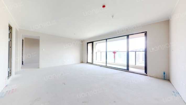 和达云顶二手房实景图