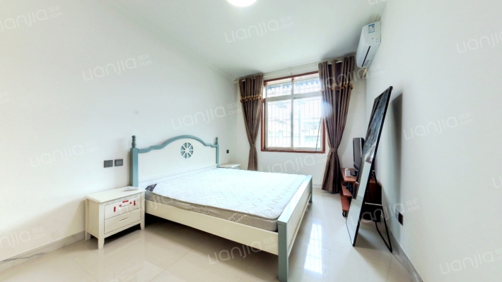 暑袜北一街93号二手房实景图