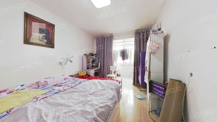 黄鹂新村二手房实景图