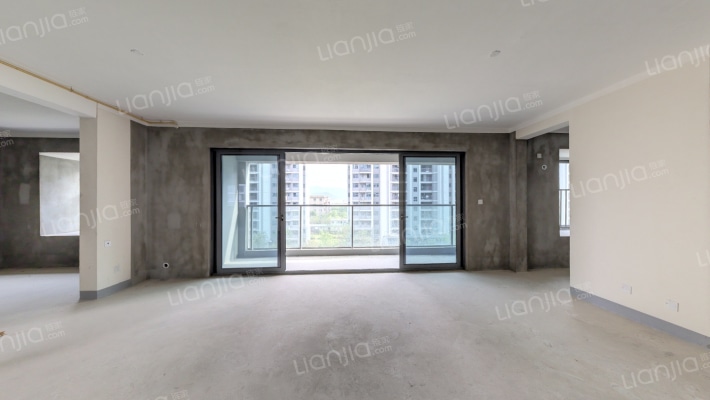 时代云图里二手房实景图