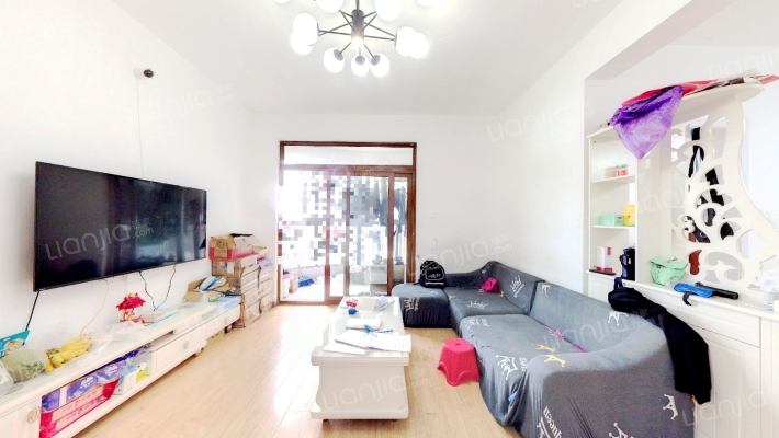 武汉国博新城二期碧园居二手房实景图