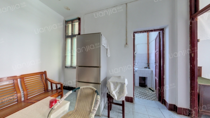 桥机新村二手房实景图