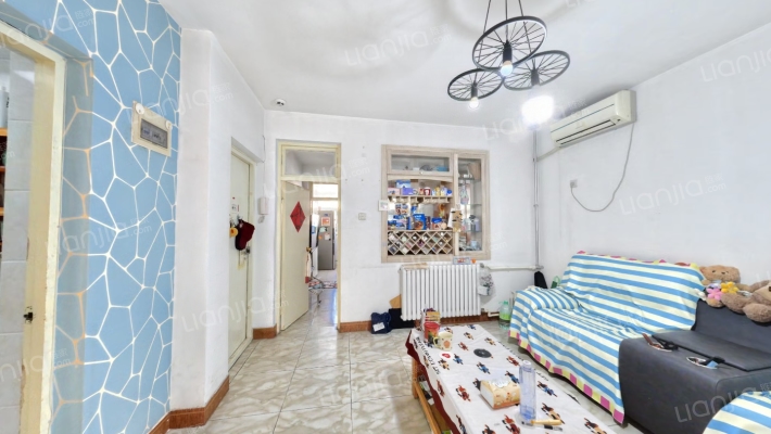 山东省地勘局东山宿舍二手房实景图