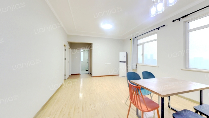 汉口新界广场二手房实景图