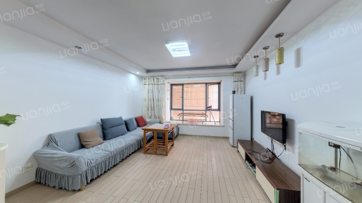 标志浪漫满屋二手房实景图