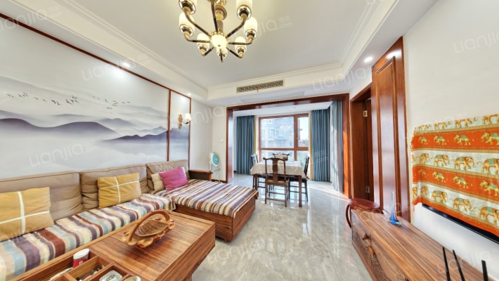 花间墅二手房实景图