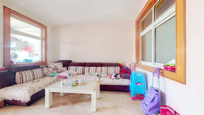 玫瑰园二手房实景图