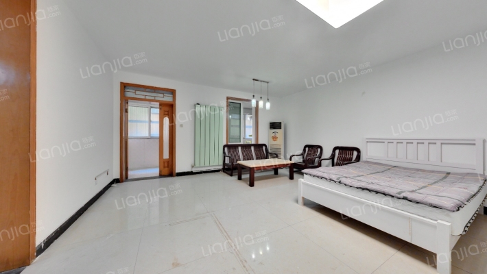 秦和花苑二手房实景图