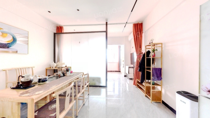 恒易宝莲金融中心宝莲公寓二手房实景图