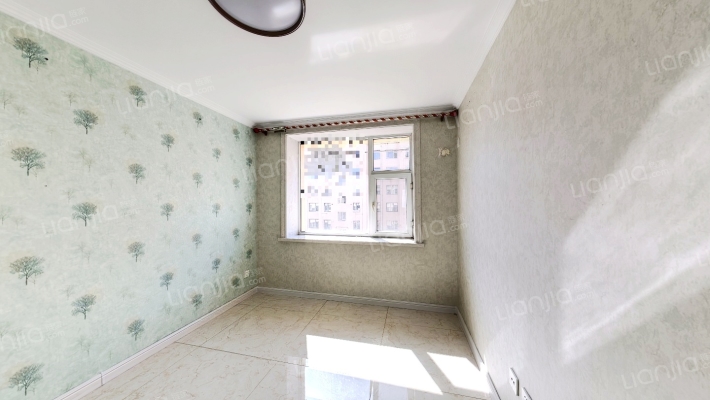 亚泰欣城二手房实景图