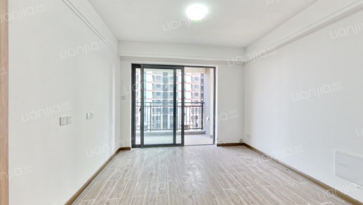 招商碧桂园十里海湾二手房实景图