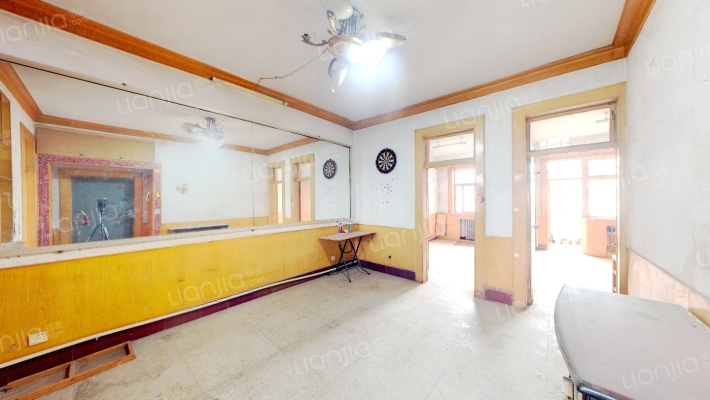 郊区水电局家属楼二手房实景图