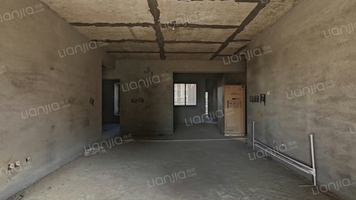 滨水翡丽城一期二手房实景图