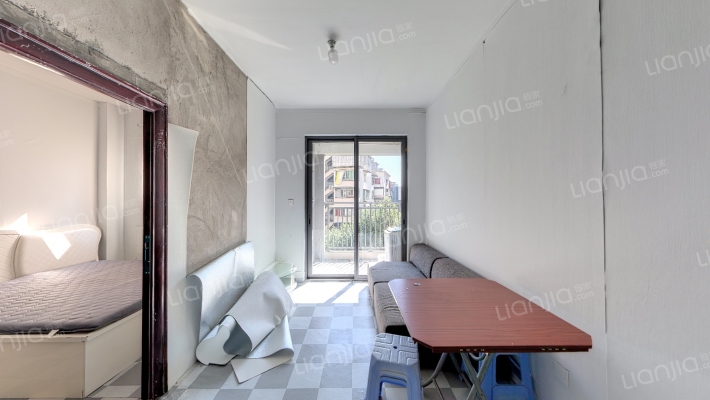 阳光五一花园B区二手房实景图