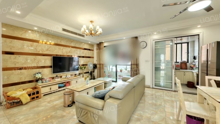 中骏蓝湾香郡二手房实景图