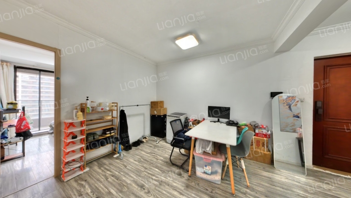 融创河滨之城雨澜轩二手房实景图