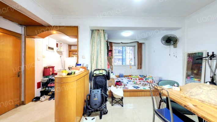 省安华林小区二手房实景图