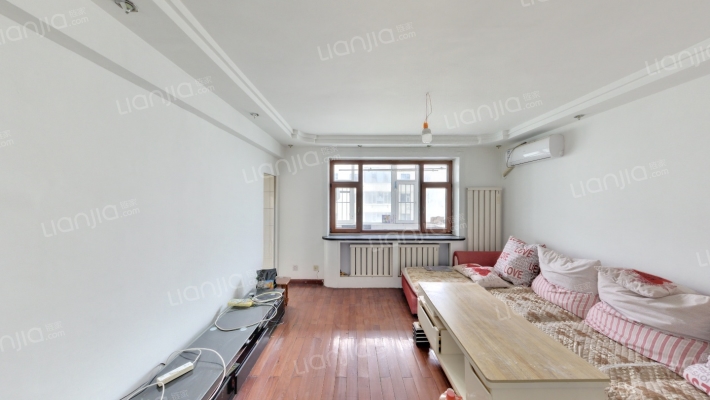 二二八厂宿舍二手房实景图