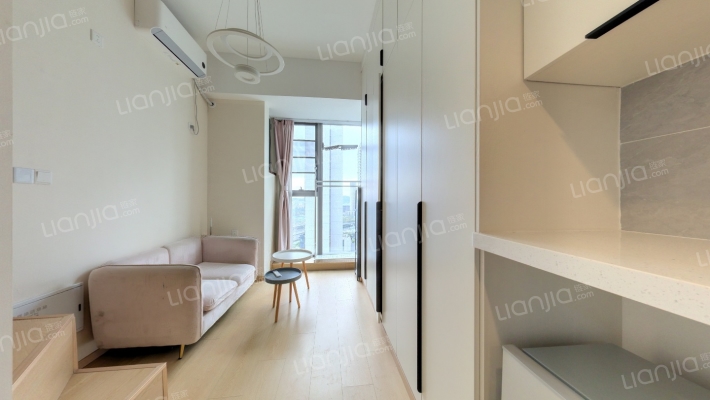 金轮星际中心二手房实景图