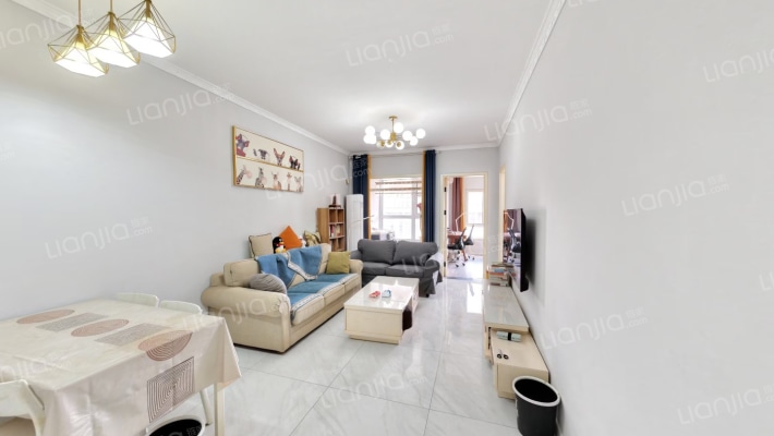 中航华府二手房实景图