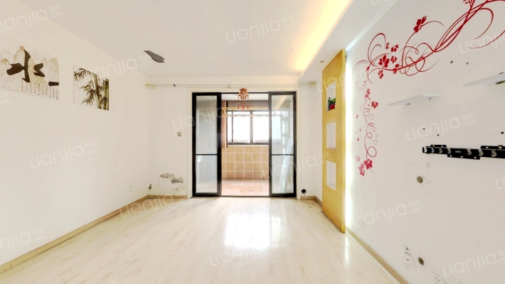 琥珀新天地西苑二手房实景图