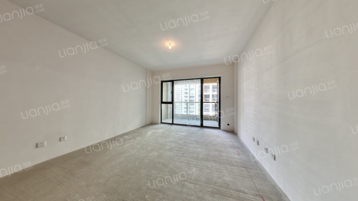 南湖国际中心二手房实景图