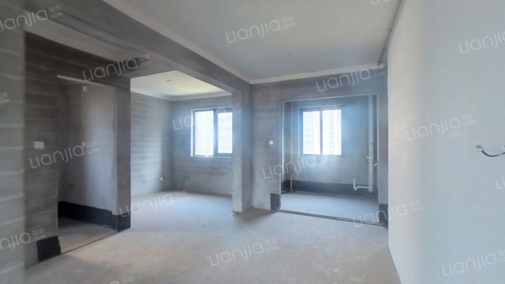 世茂中奥江稠府二手房实景图