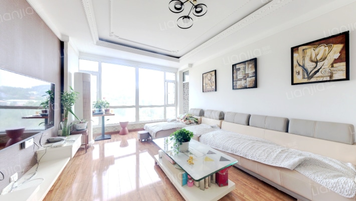 金地•伊山风景二手房实景图