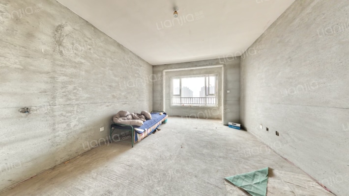 荣兴天成二手房实景图