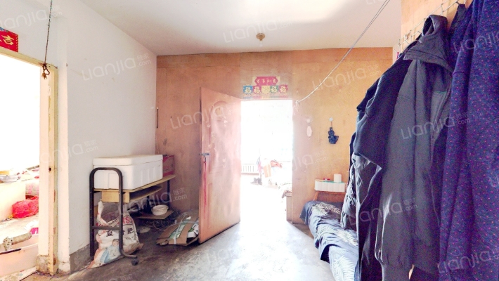 山海一步小区二手房实景图