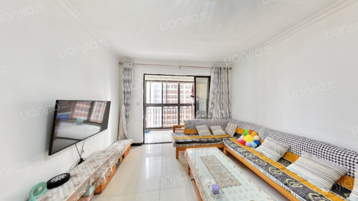 海悦华府二手房实景图