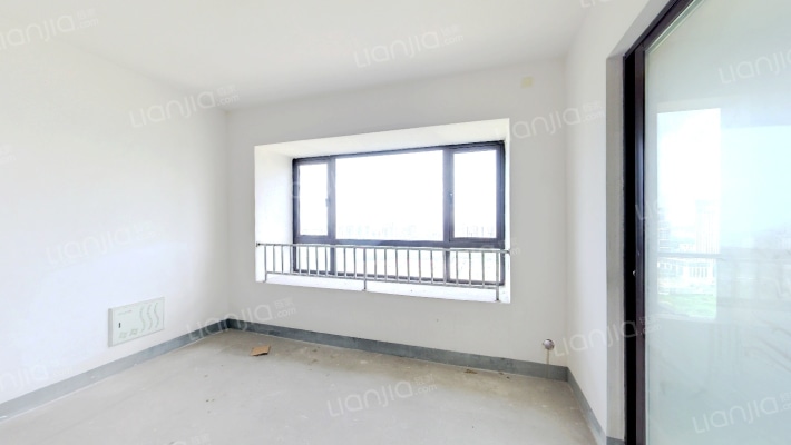 俪晶湾二手房实景图