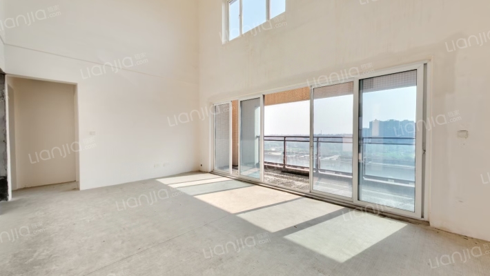 雍锦堰府二手房实景图