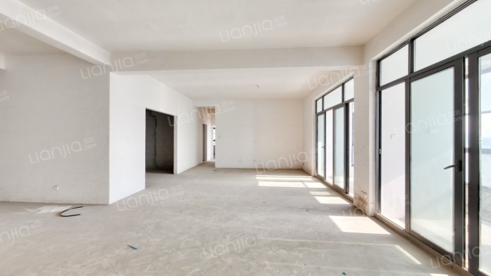 山水湖滨花园二期二手房实景图