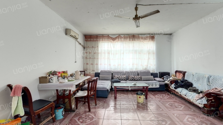 机械厂家属院二手房实景图