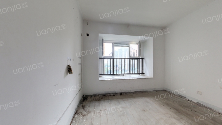 世茂九龙庭二手房实景图