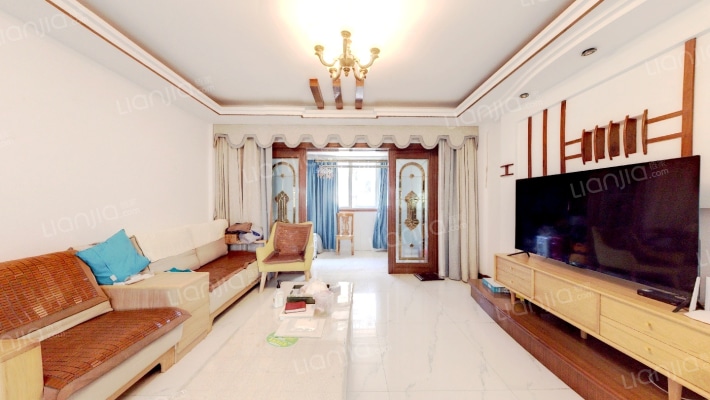 春南社区康月路二手房实景图