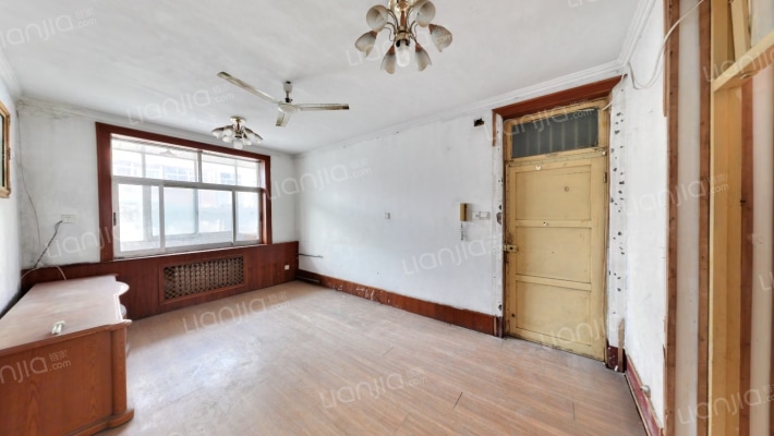 红庙小区二手房实景图