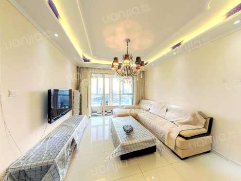 整租·鲁商蓝岸国际一期二期 2室1厅 东南/南