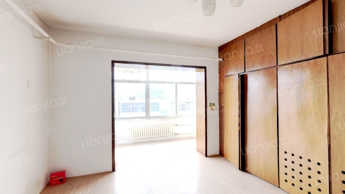 晋祠公疗院小区二手房实景图